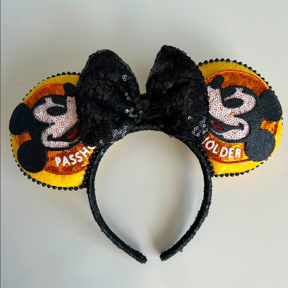 Disney pass holder ears